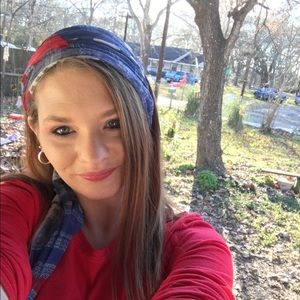 Meet your Posher, Lisa